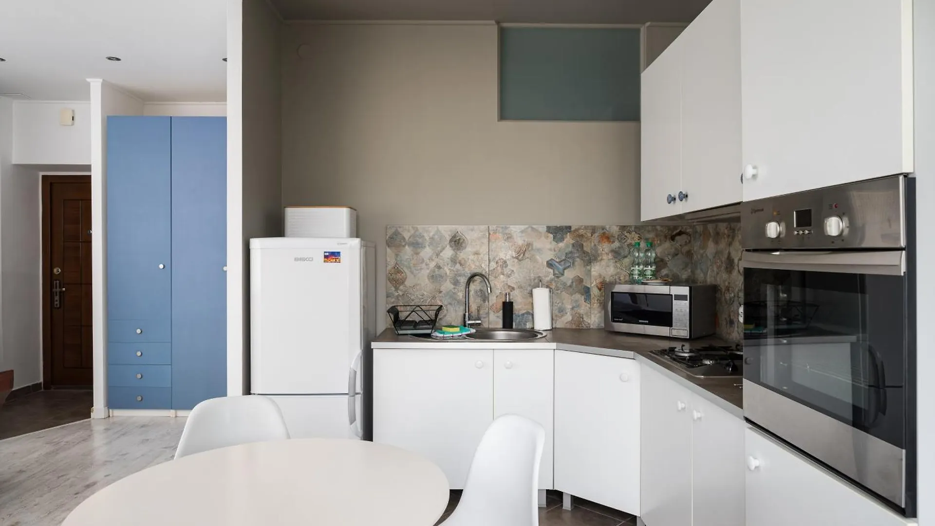 Apartman Kino Femina Pleasant Studio Varsó